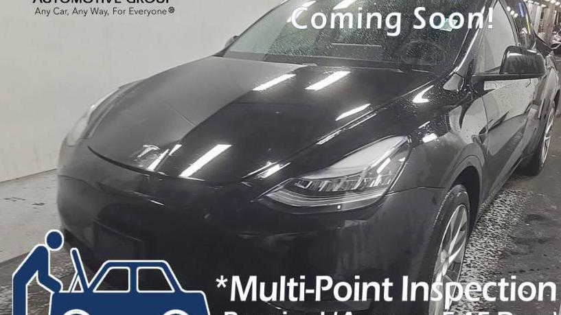 TESLA MODEL Y 2020 5YJYGDEE0LF044399 image